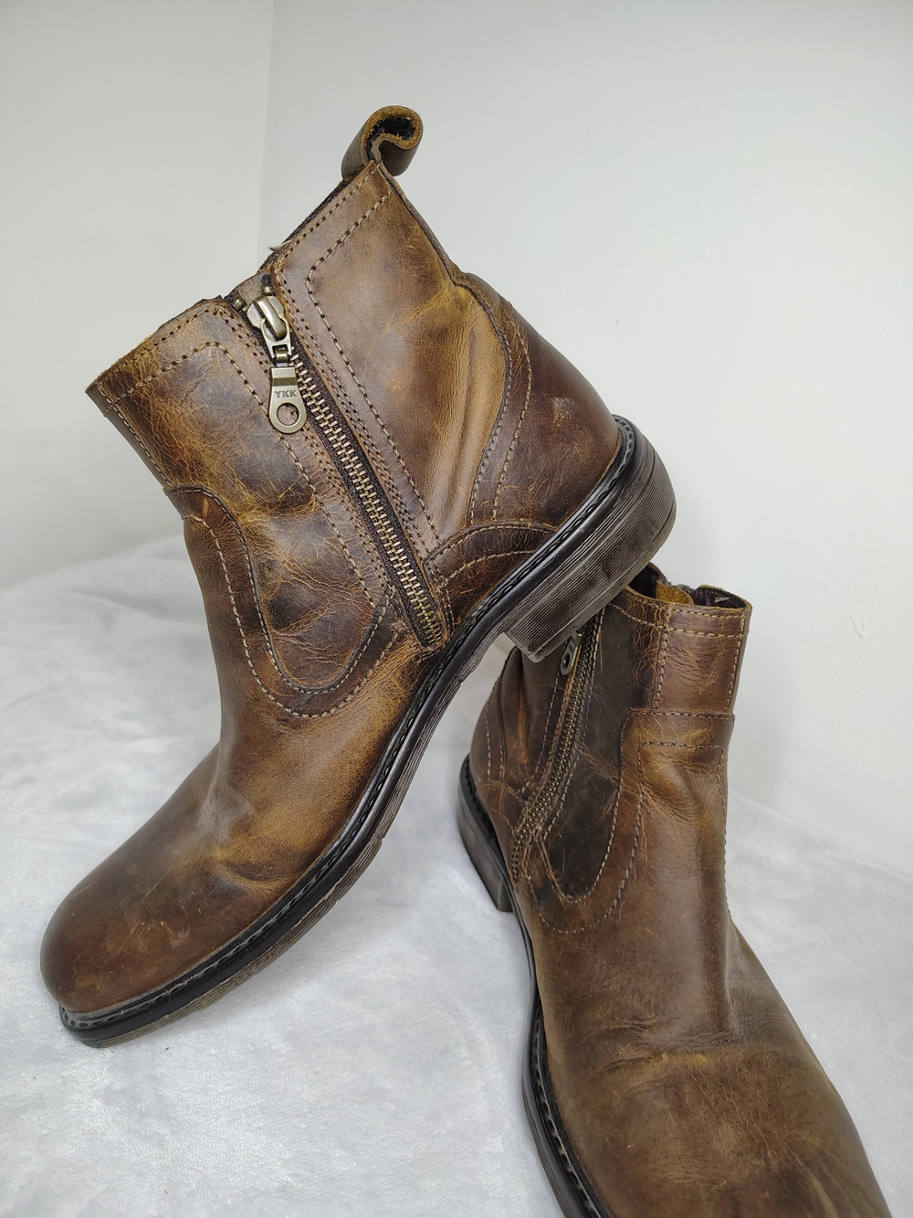 Men's Brown Leather Chukka Boots with Side Zip